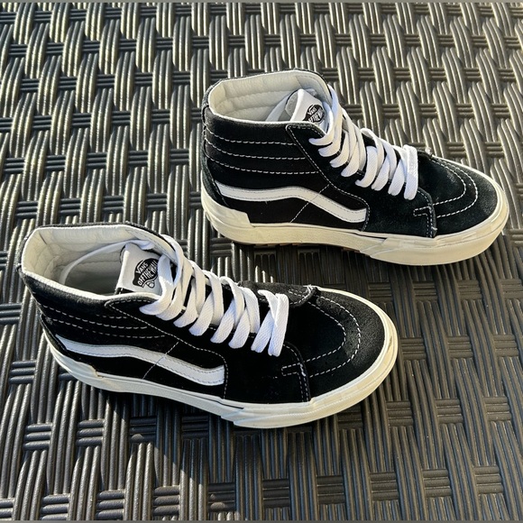 HP Vans Sk8-Hi Shoe Black Suede & Canvas. Men’s size 4, Women’s size 5 1/2. - Picture 4 of 7